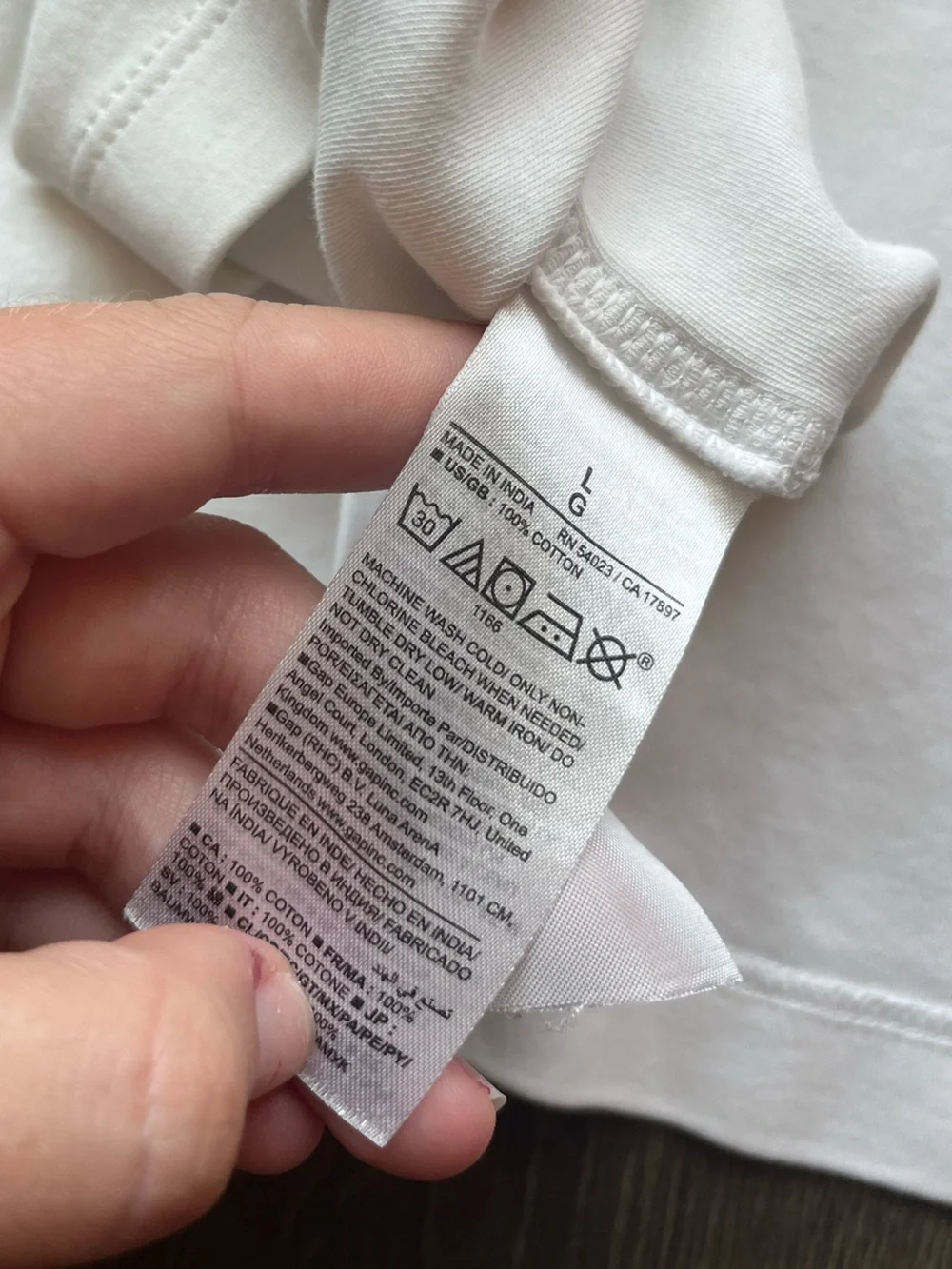 Banana Republic Short Sleeve Crewneck Tee